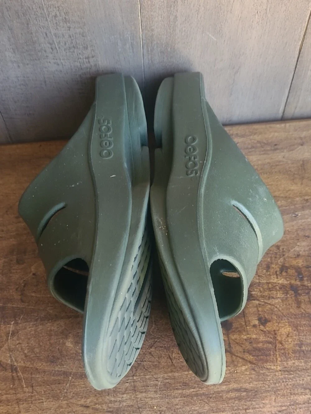 OOFOS Ooahh Sport Recovery Sandal Unisex Men sz 8 Women sz 10 Olive Green Slide
